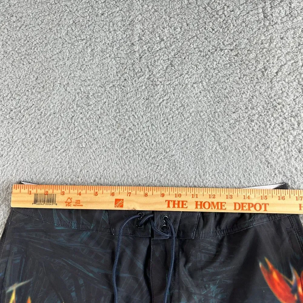 NEW American Eagle Board Shorts Mens Medium Black Red Floral‎ Swim Trunks Hawaii